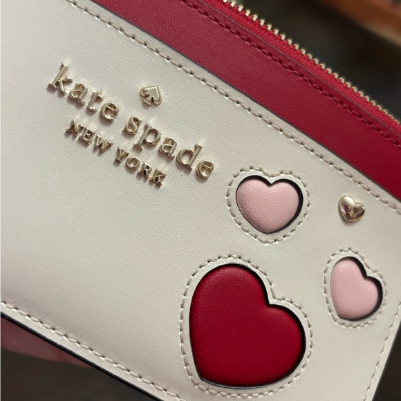 Kate Spade Heart Print Wallet/Card Holder & matching Cosmetic Bag. Sold as set. - Picture 5 of 10